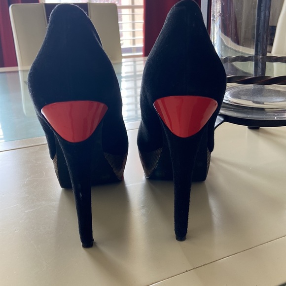 Very cute Jessica Simpson platform heels . - Picture 2 of 6